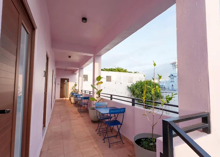 Room 9: Sleek And Serene Stay In San Juan